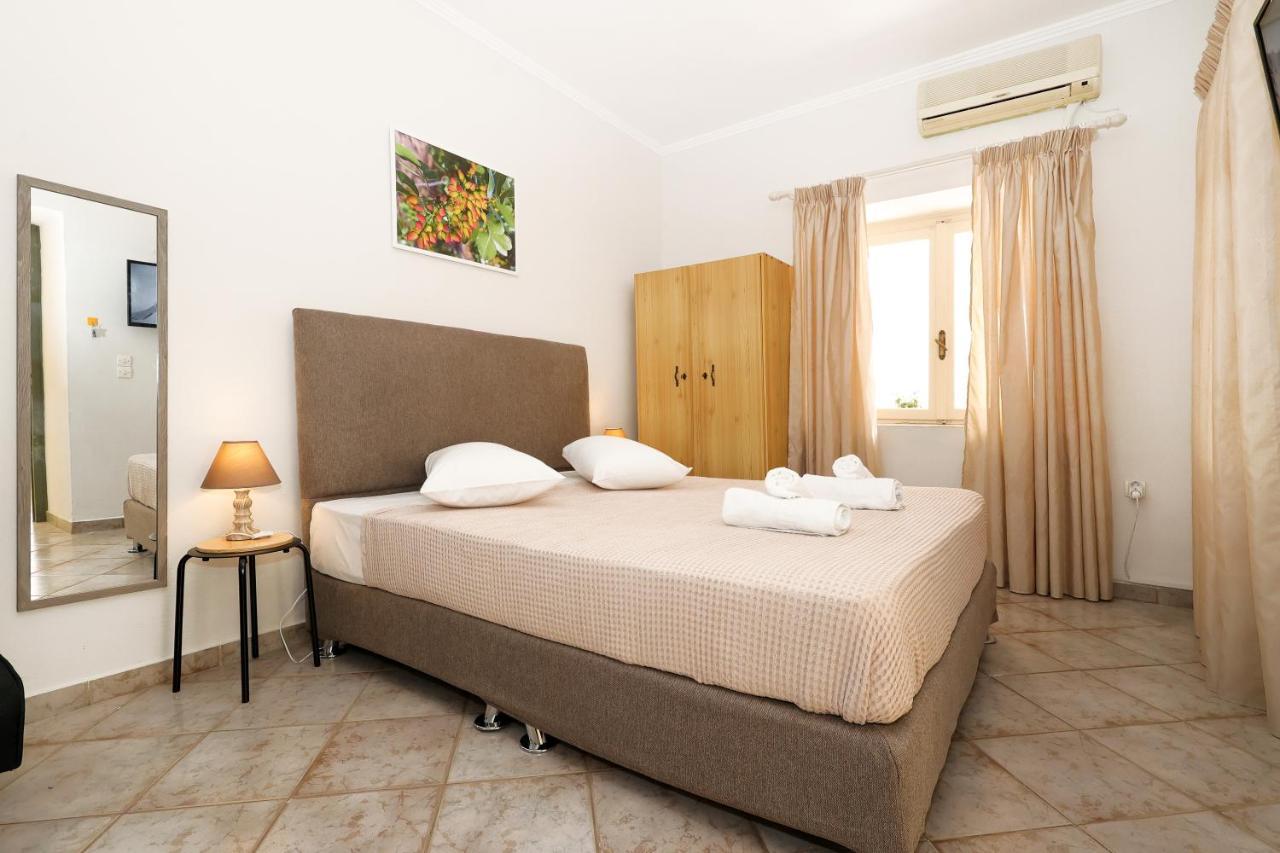 Feidiou 1, Vol I Apartment Aegina Bagian luar foto