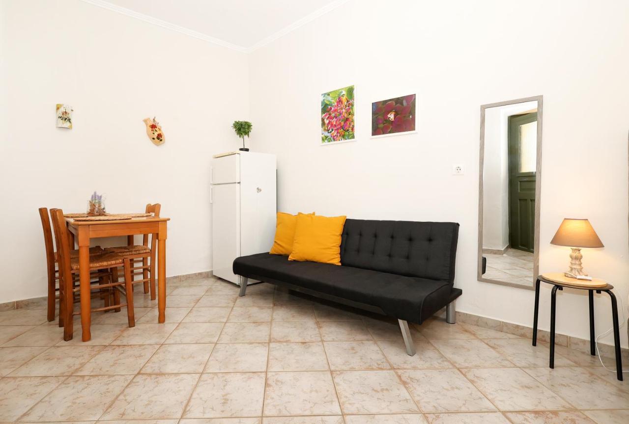 Feidiou 1, Vol I Apartment Aegina Bagian luar foto